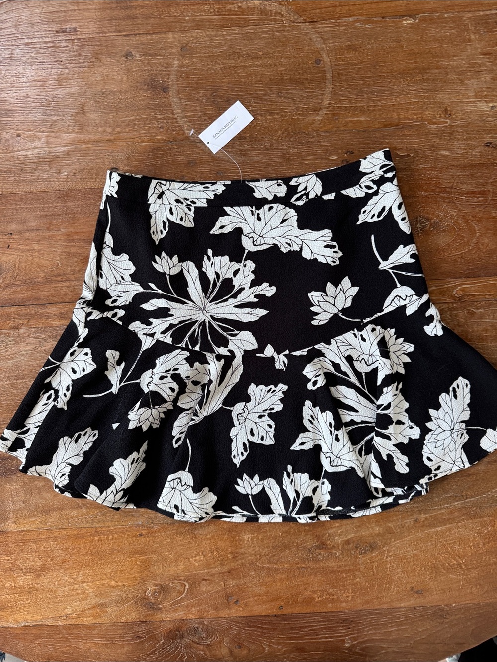 NWT Black & cream Floral Skirt